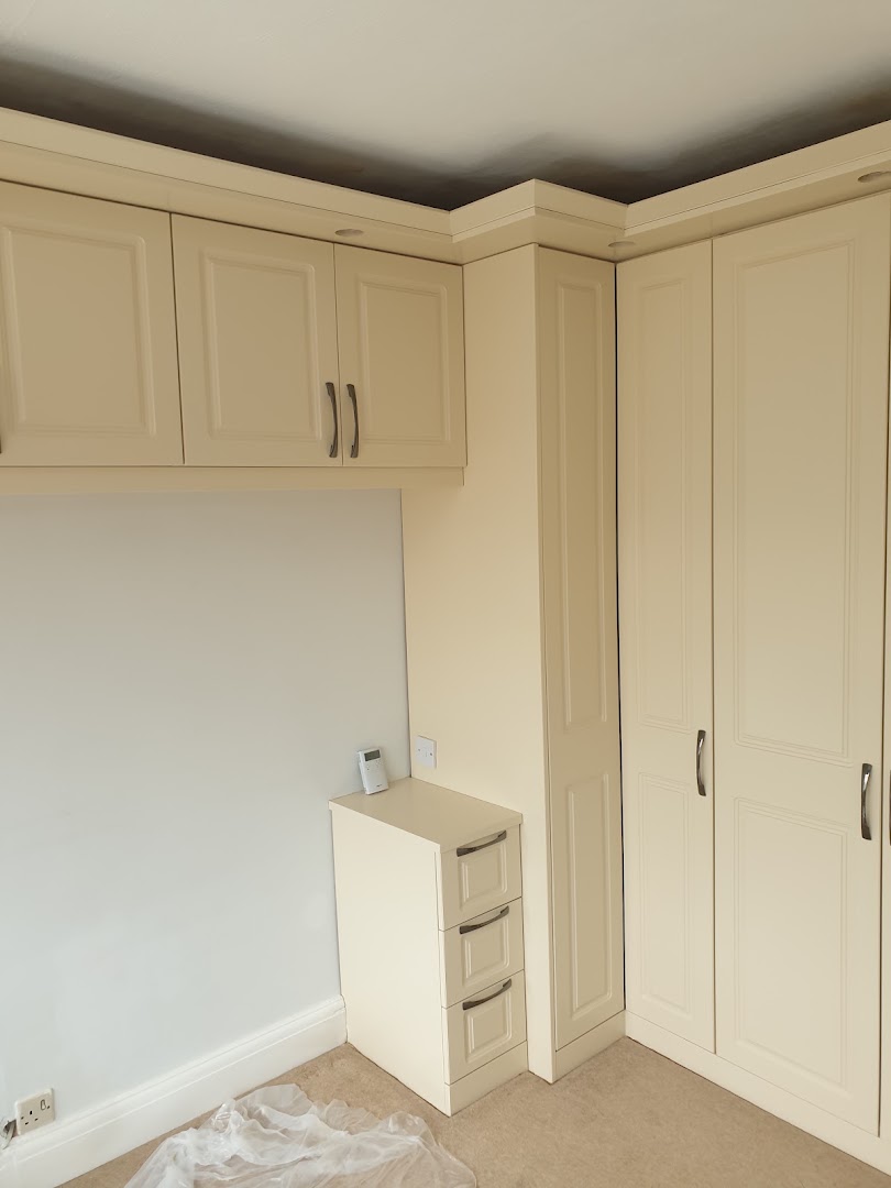 RUISLIP HANDYMAN · Photos 11